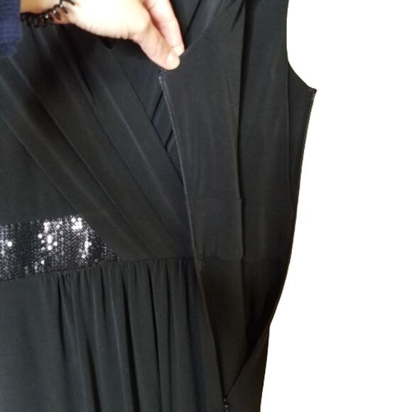 Calvin Klein V-Neck Draped Sequin Waist Cap Sleeve Ball Gown Size 2 - Picture 5 of 8